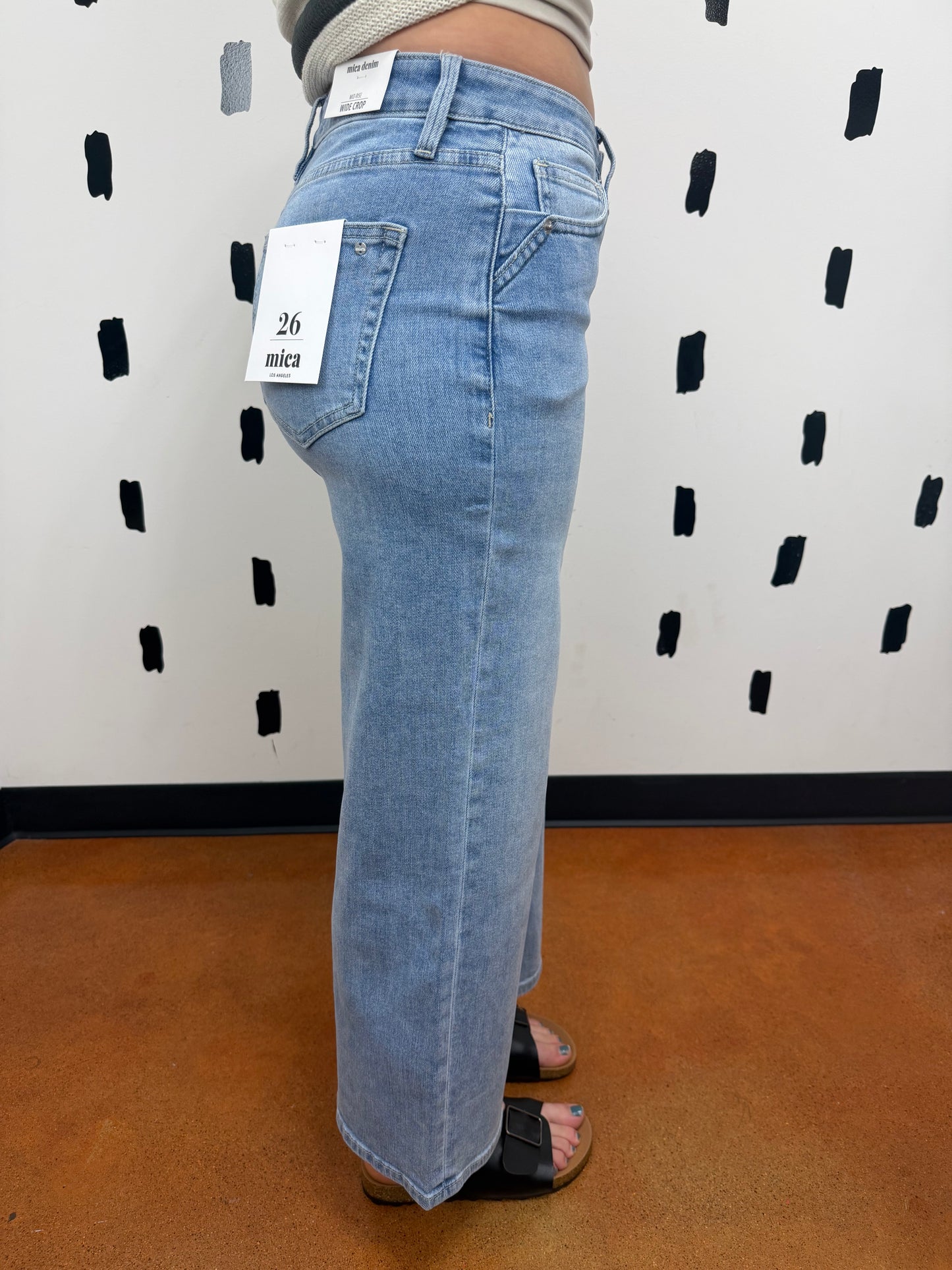 Light Wash Mid Rise Wide Leg Crop Jeans