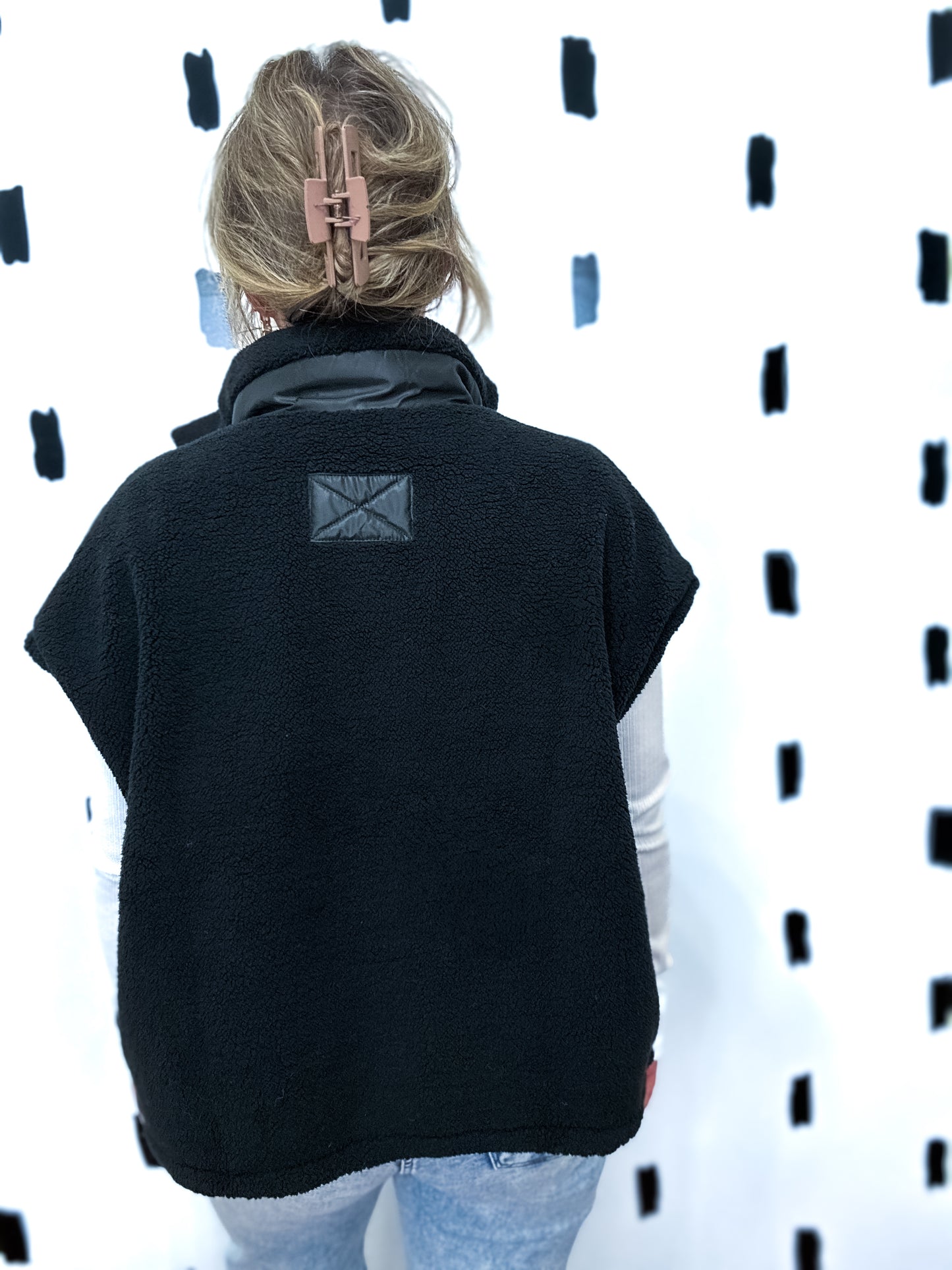 Black Fleece Oversized Vest