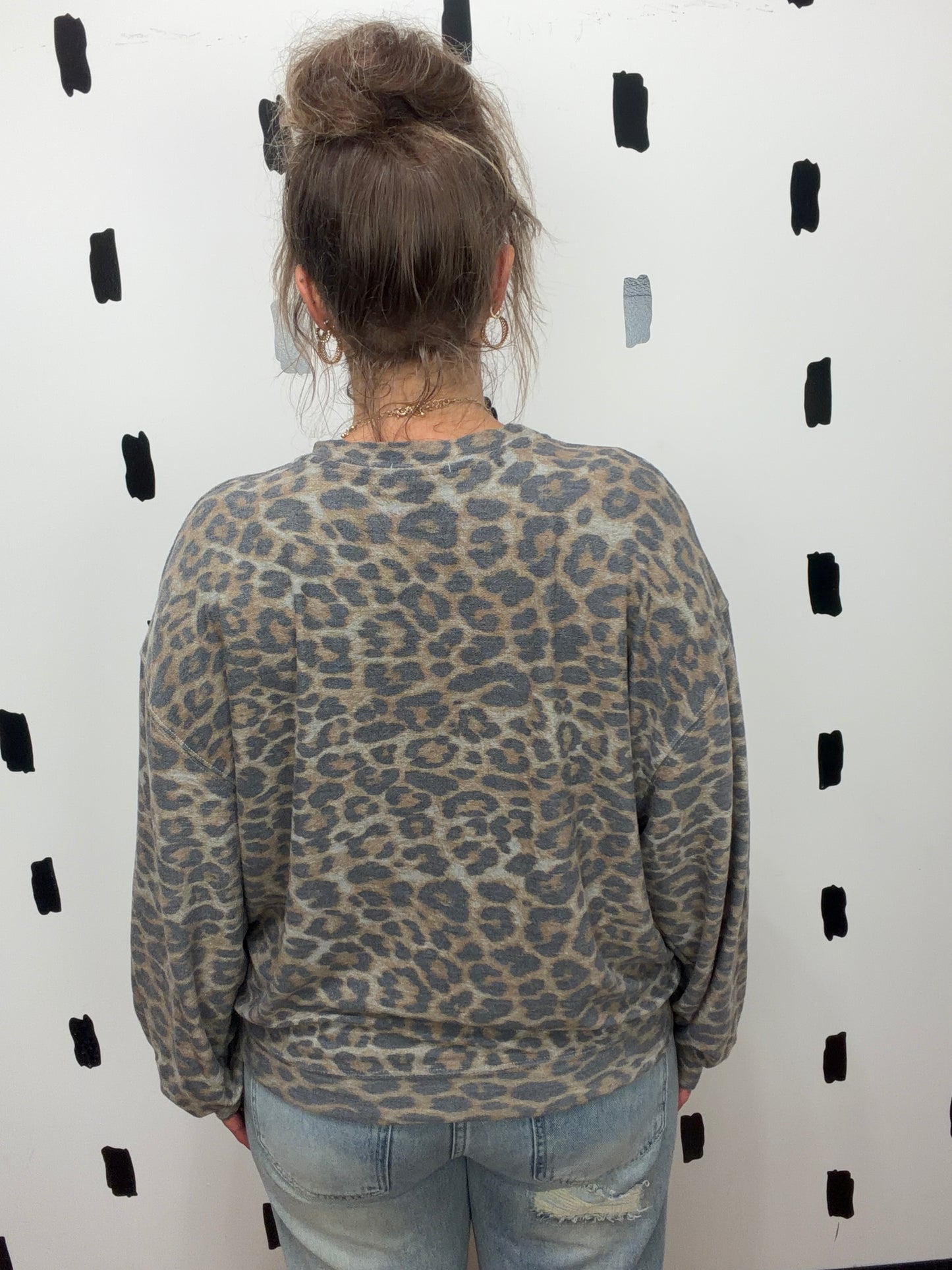 Leopard Free Bird Graphic L/S Pullover