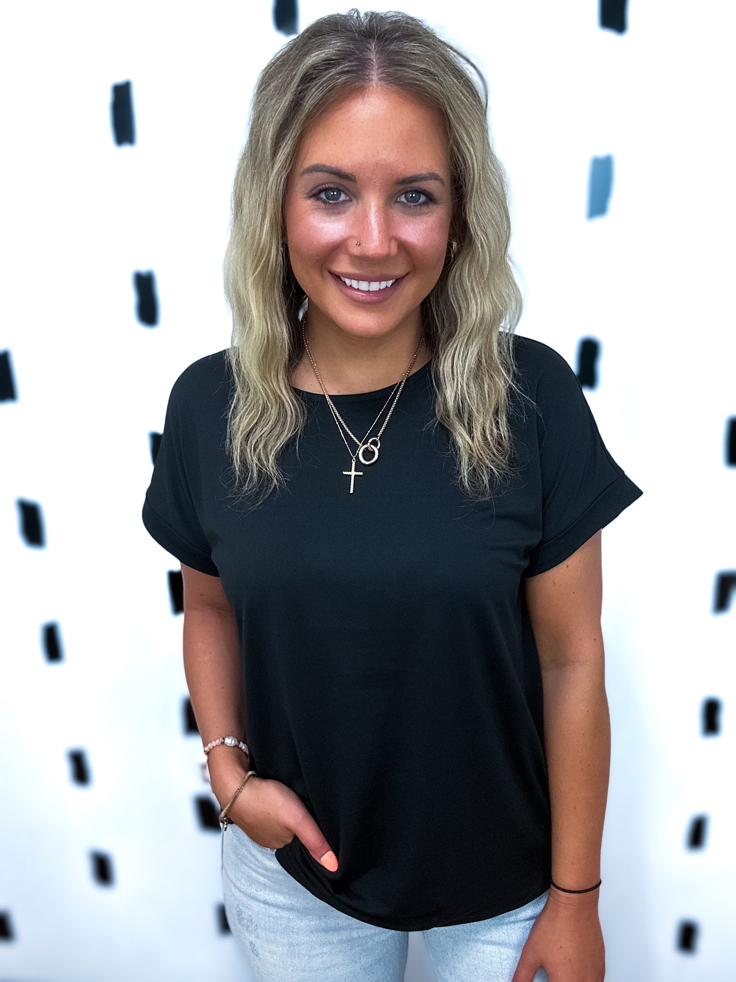 Round Neck Short Sleeve Knit Tee