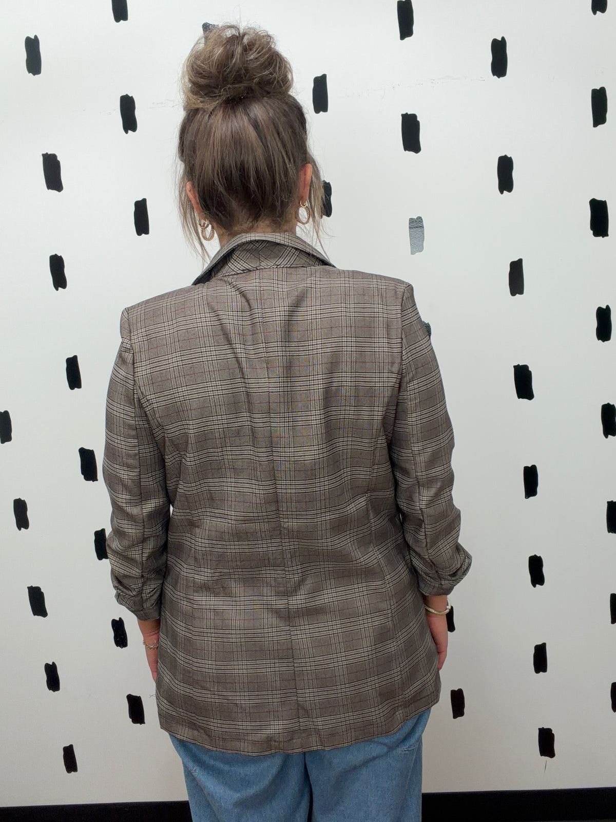 Charcoal Plaid Rouched Sleeve Blazer