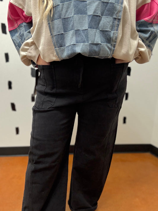 High Rise Crop Wide Barrel Cargo Pocket Cuffed Pants