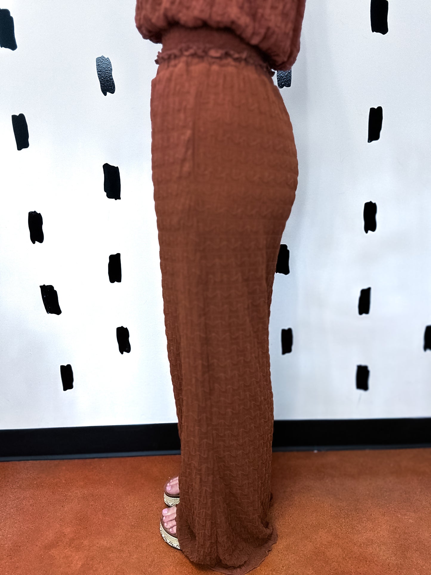 Ginger Stretchy Textured Wide Leg Pants