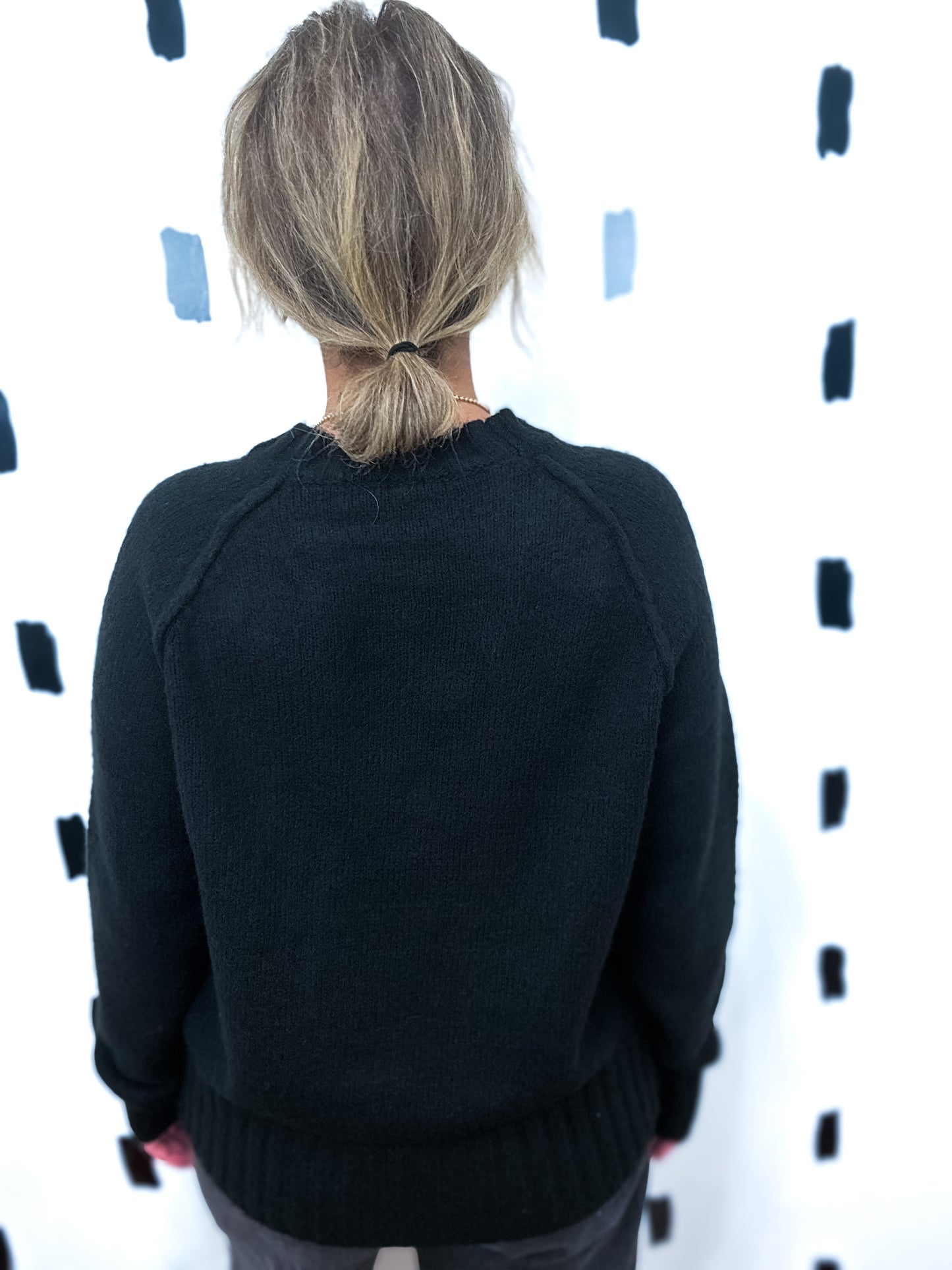 Black Solid Long Sleeve Sweater