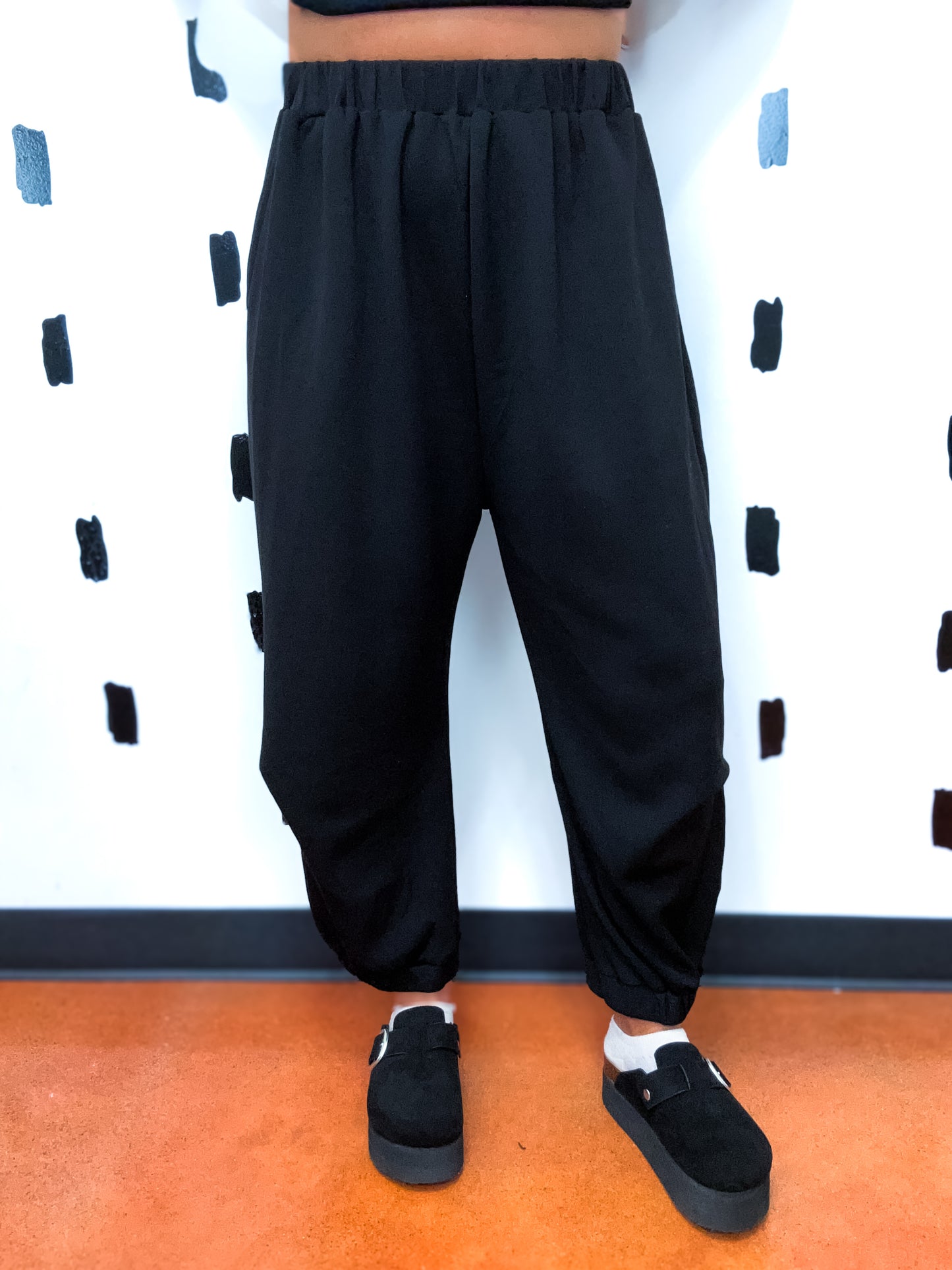 Black Soft Sleeveless Top & Harem Pants Set