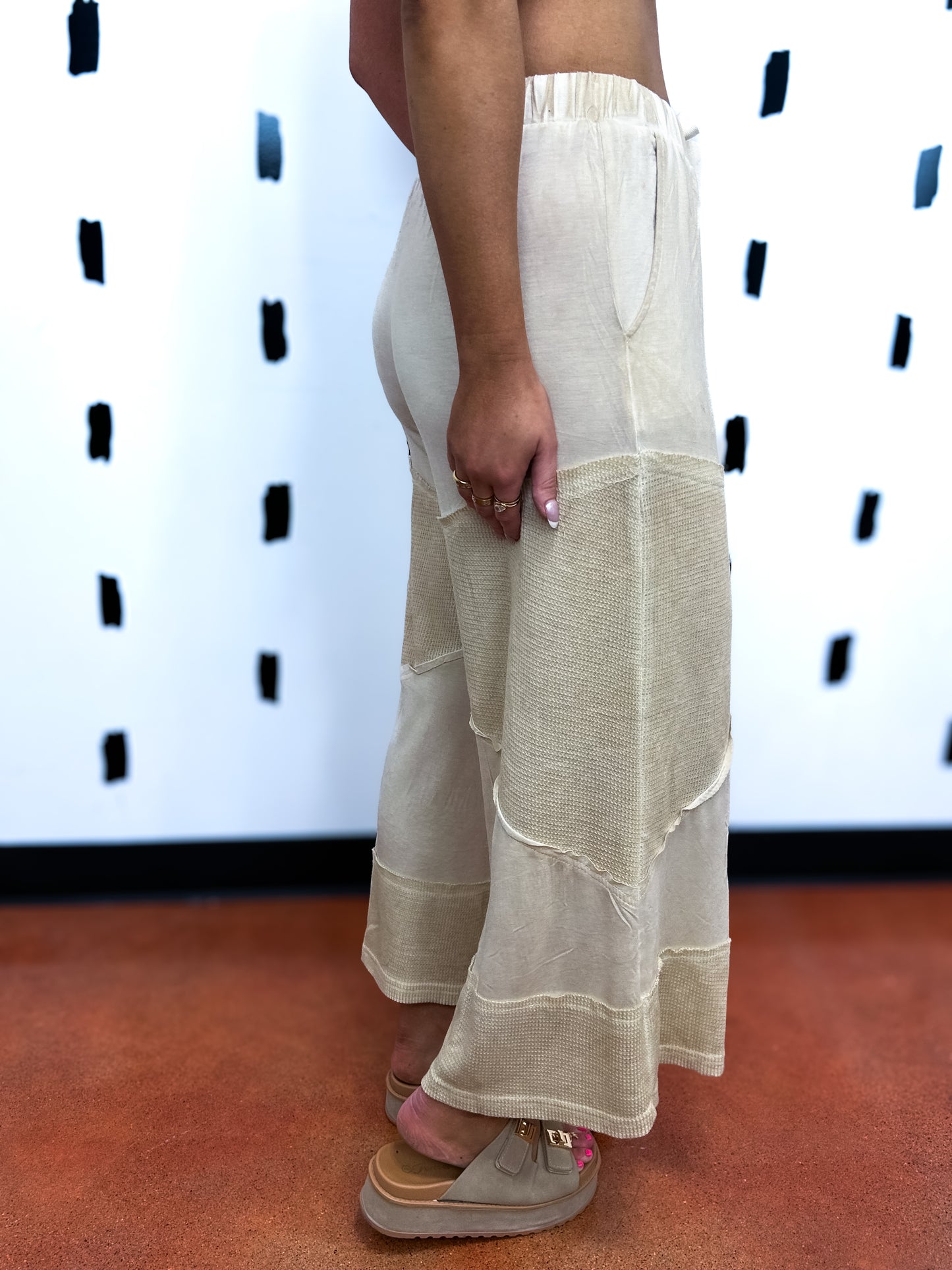 Tan Contrast Ribbed Elastic Waist Knit Pants