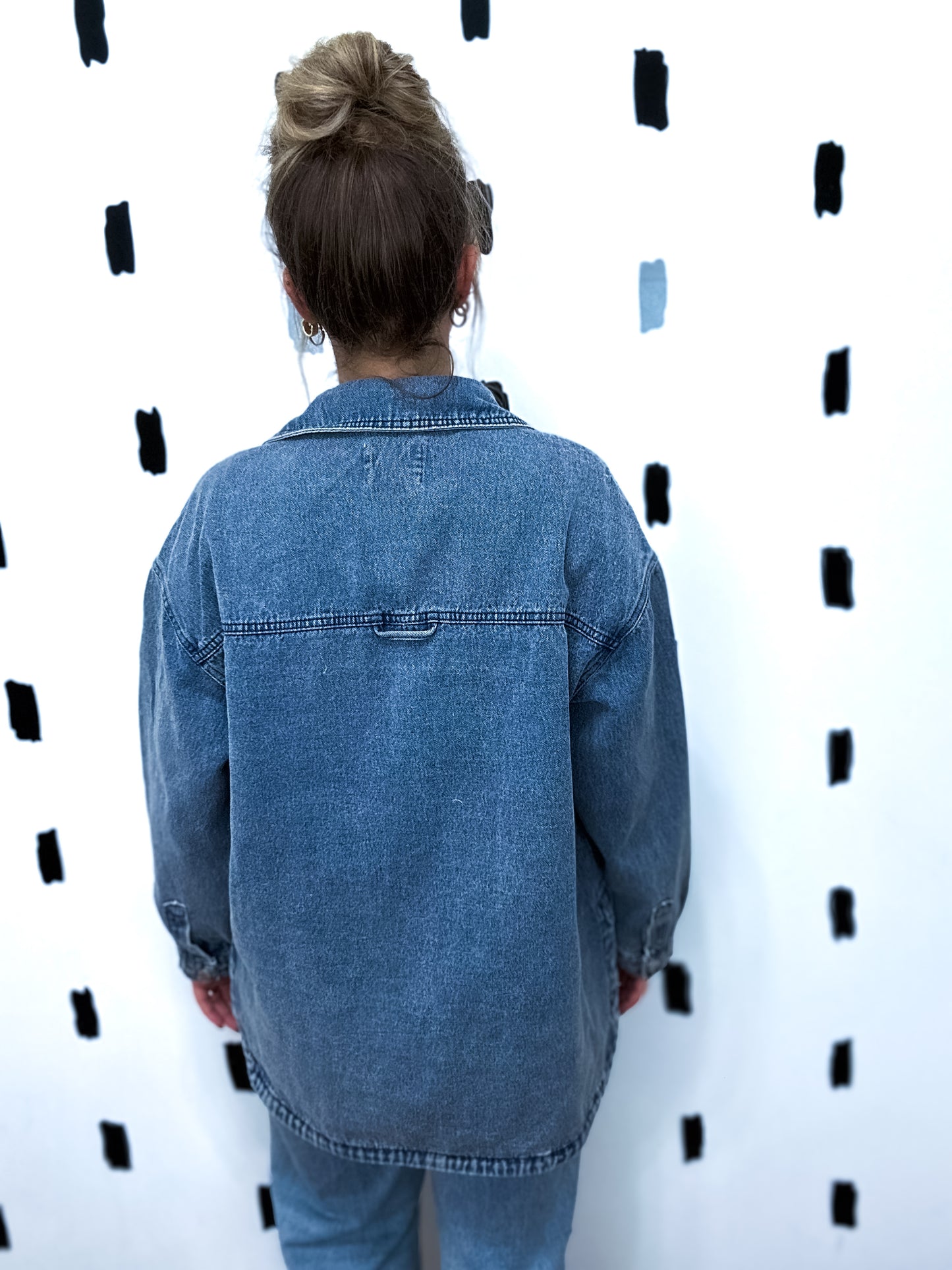 Med Wash Oversized Denim Shacket