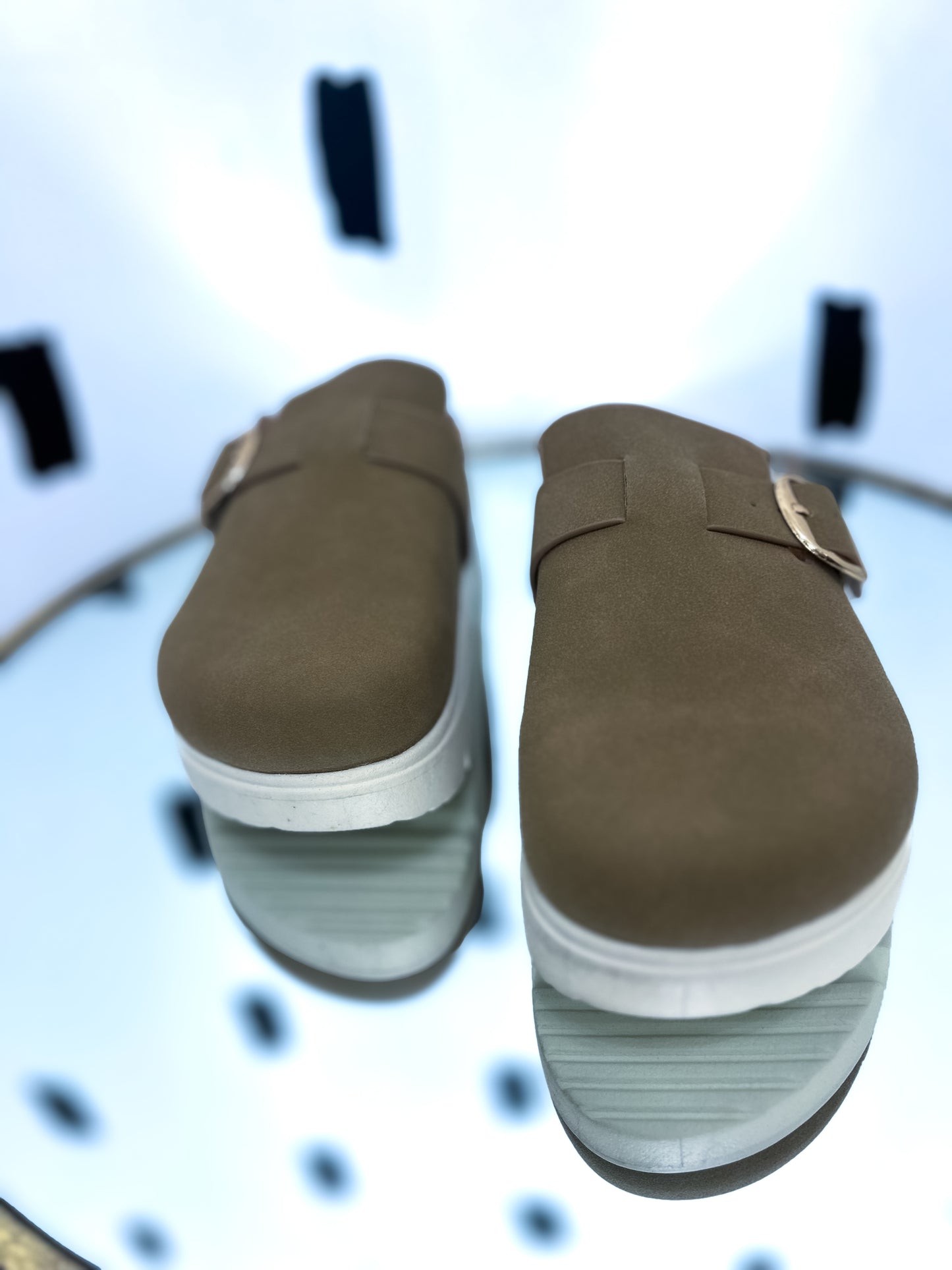 Dark Taupe/Ivory Clogs