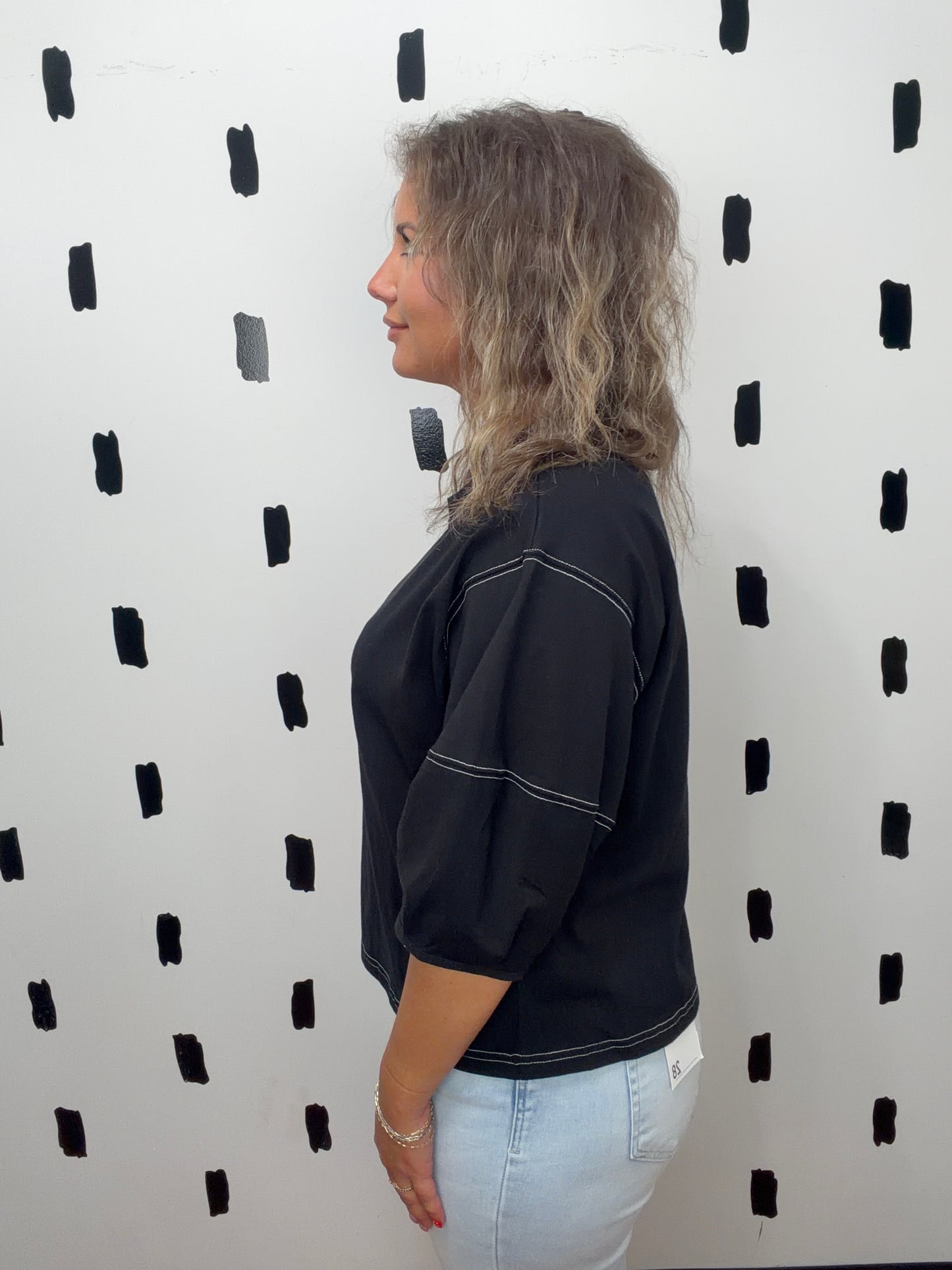 Black 3/4 Balloon Sleeve Top