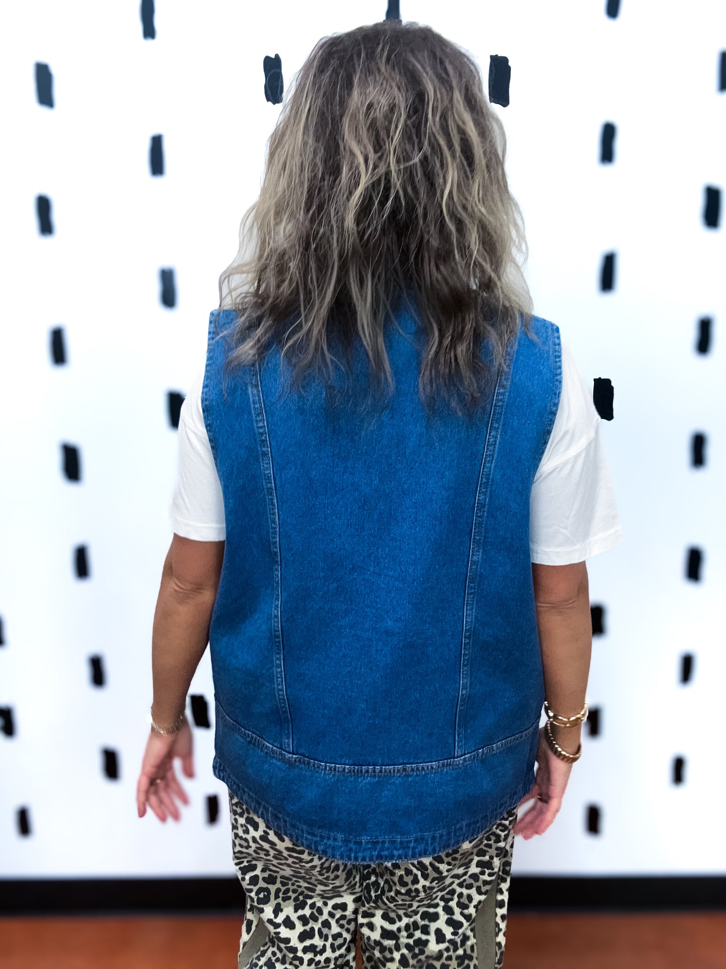 Med Wash Denim Vest With Pockets