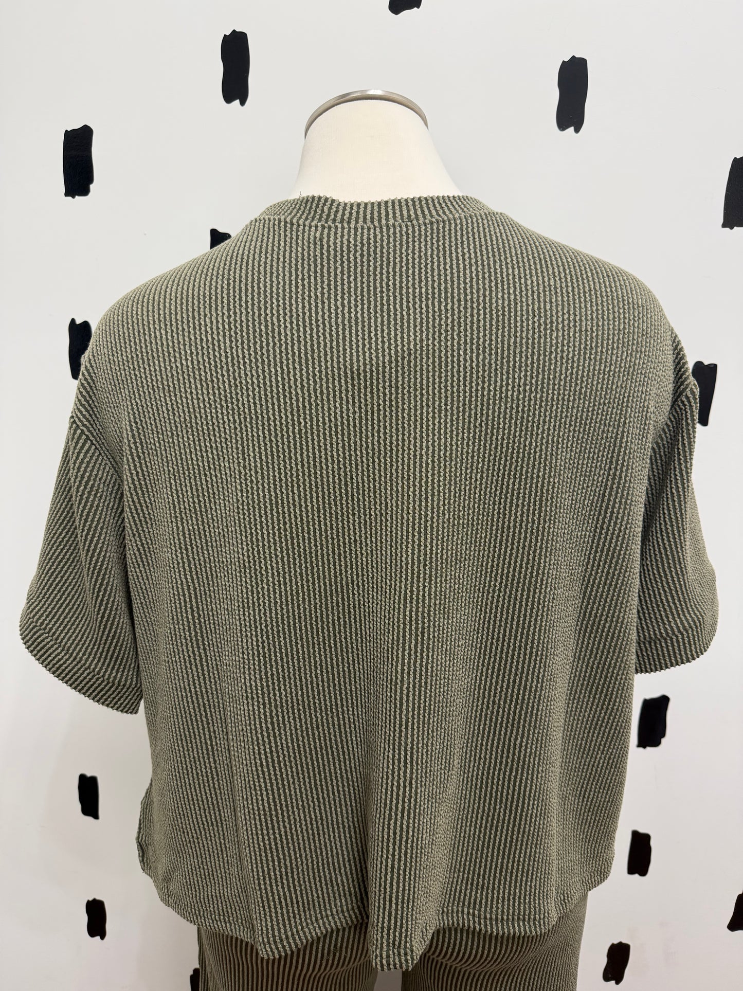Dk. Olive Ribbed Short Sleeve Top
