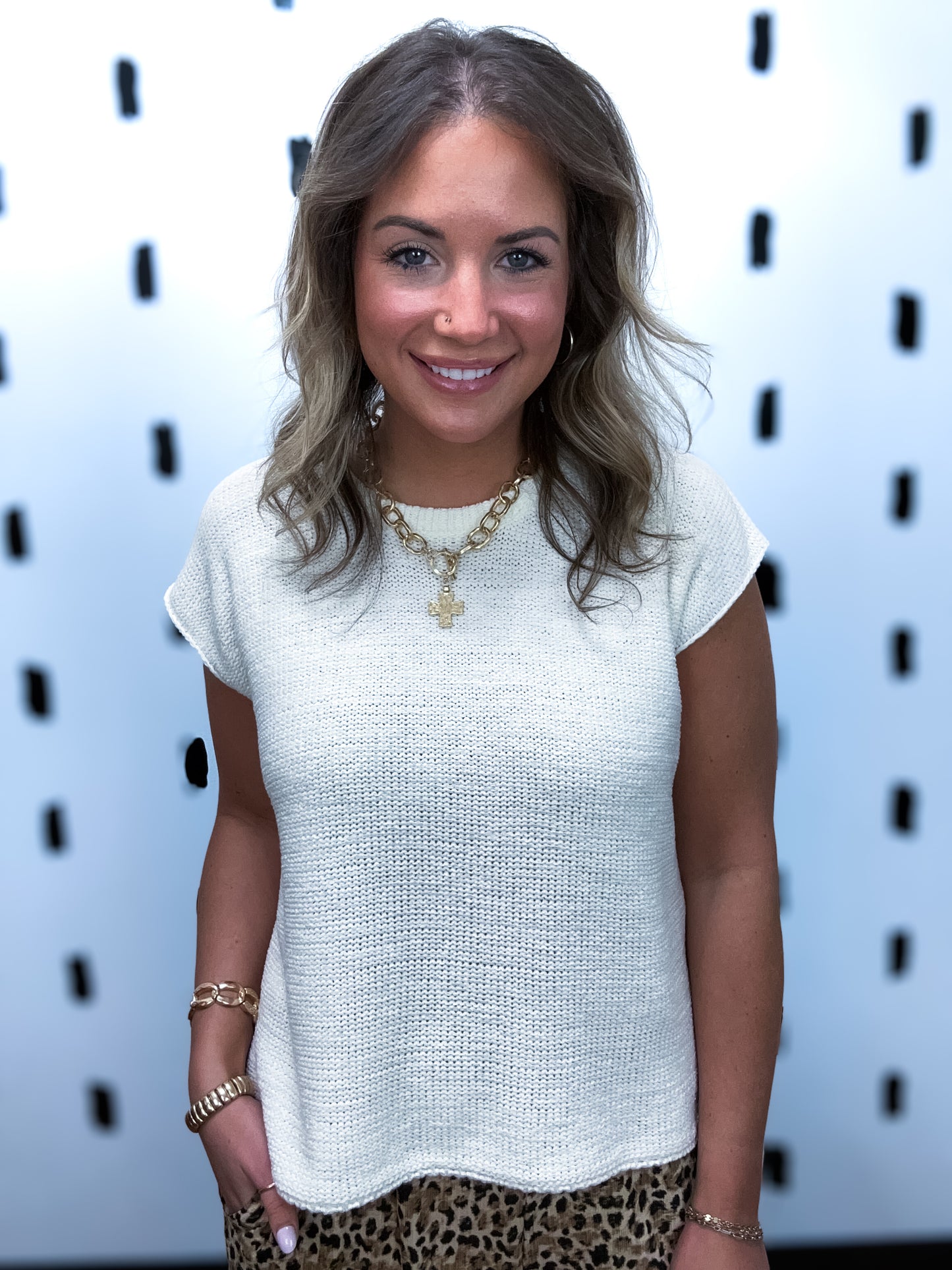 Ivory Crew Neck Sweater Vest