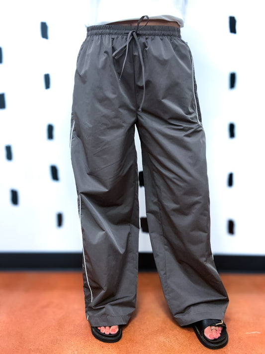 Cocoa Wide Leg Piping Detail Pants