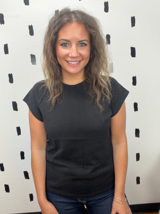 Black Short Sleeve Ivy Tee