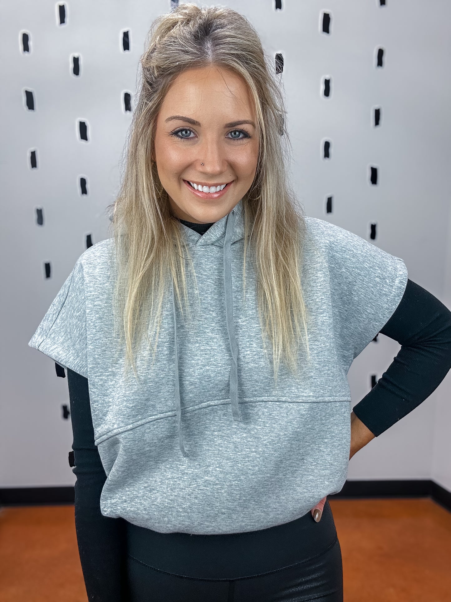 H.Grey Sleeveless Crop Hoodie