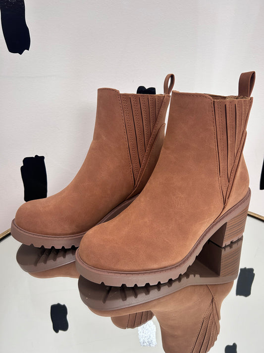 Cognac Chunky Block Heel Bootie